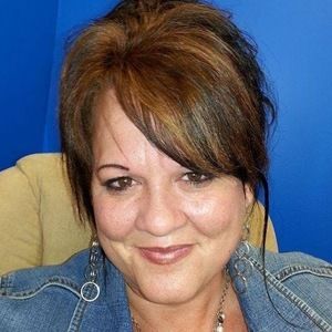 Meet your Posher, Deborah